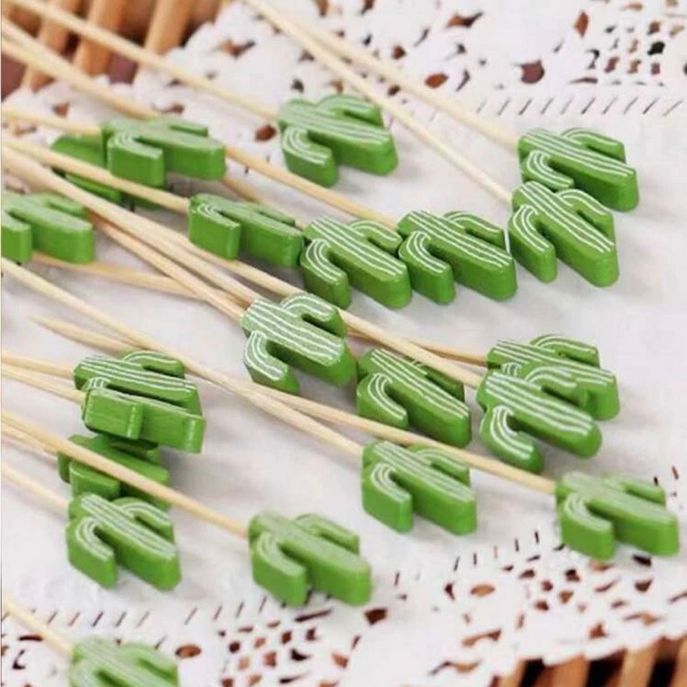 Cactus Toothpicks - Qty 20 - W 0.8 x L 4.7